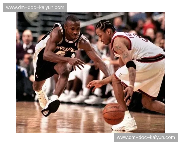 答案的锐利与飞人的绝杀：艾弗森与乔丹，两种篮球的极致浪漫